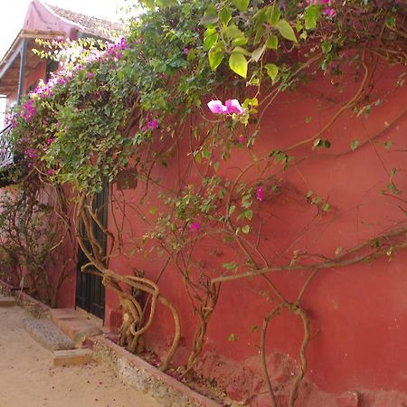 Maison Augustin LY Gorée Exterior foto