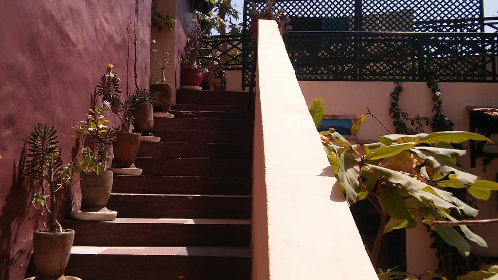 Maison Augustin LY Gorée Exterior foto