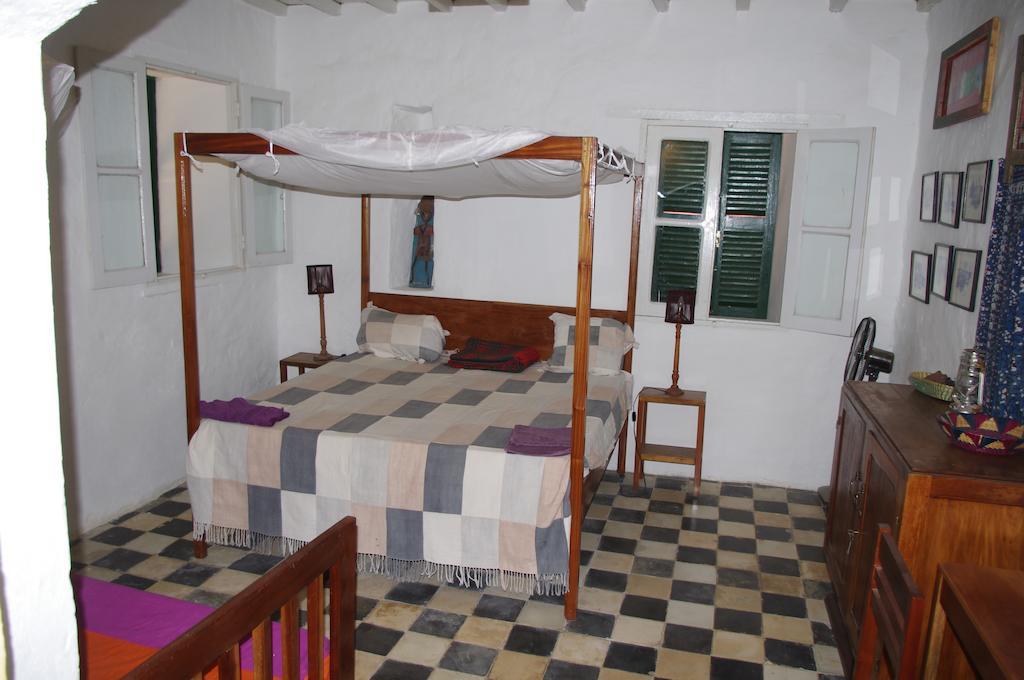 Maison Augustin LY Gorée Zimmer foto